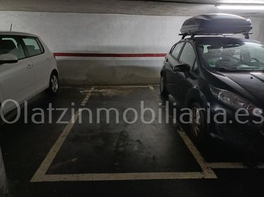 Aparcamiento en venta en Uribarri