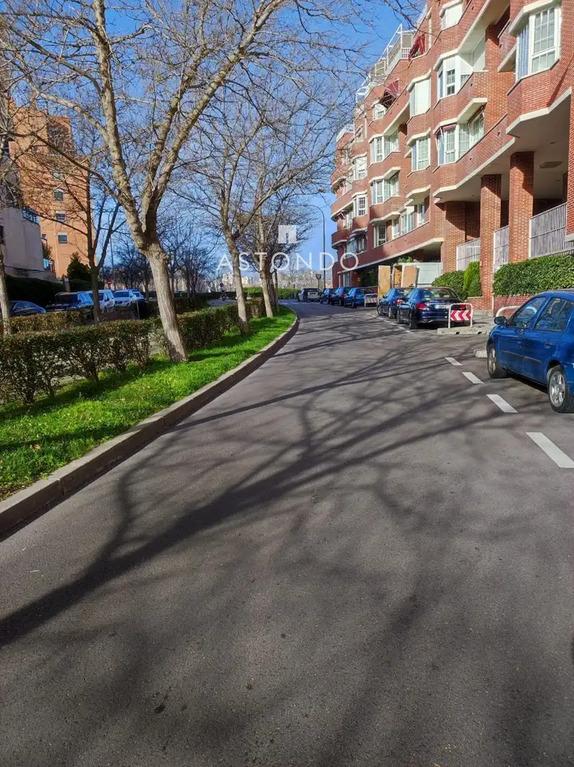 Parking of Garage for sale in Madrid