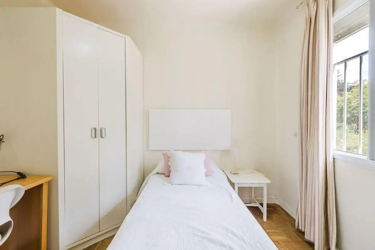 Flat for rent in Calle República Argentina, Limonar