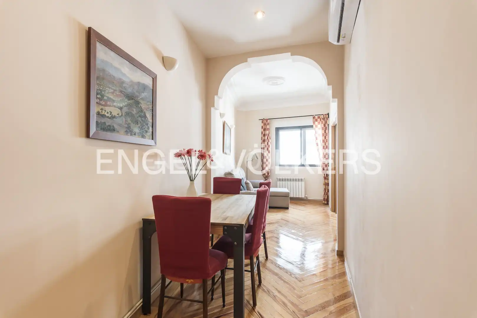 Dining room of Flat for rent in Madrid  with Air Conditioner, Heating and Furnished