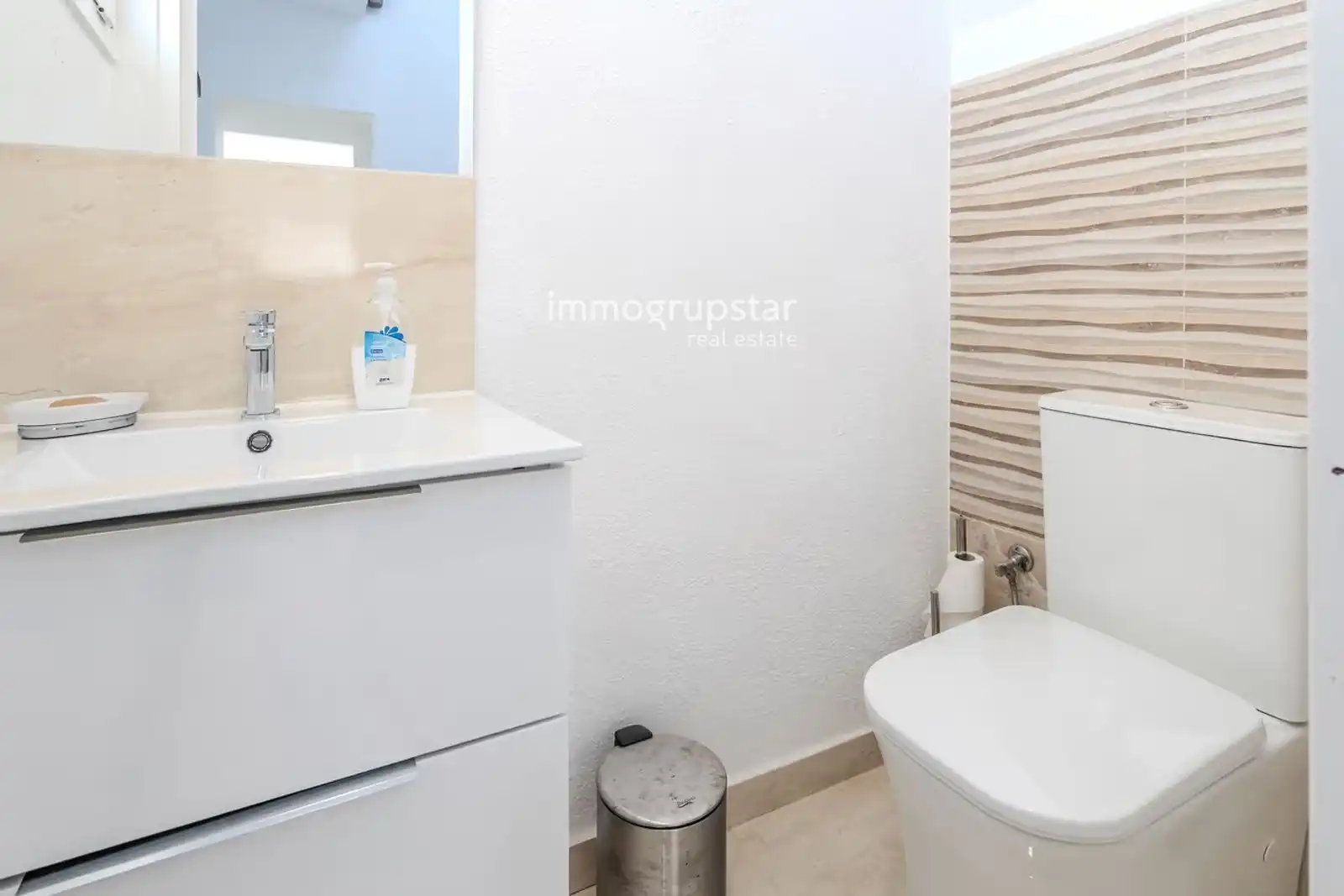 Casa o xalet en venda a Noguera, 5, Los Pinos - Politur