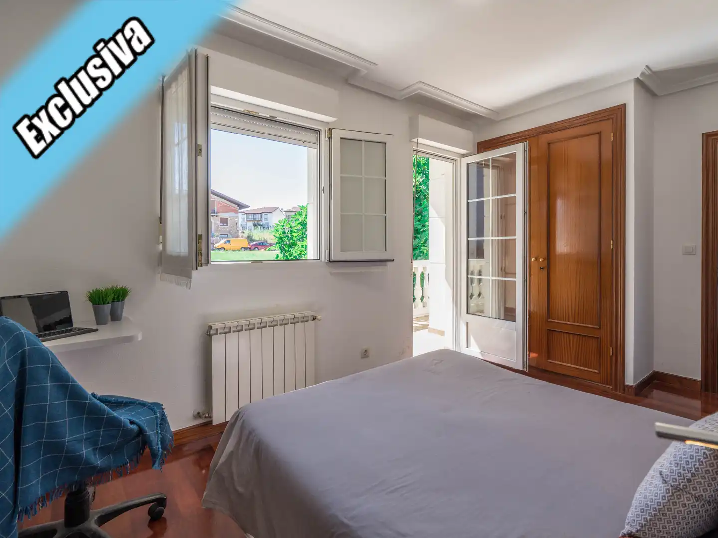 Dormitori de Casa o xalet en venda en Bárcena de Cicero amb Calefacció, Jardí privat i Terrassa