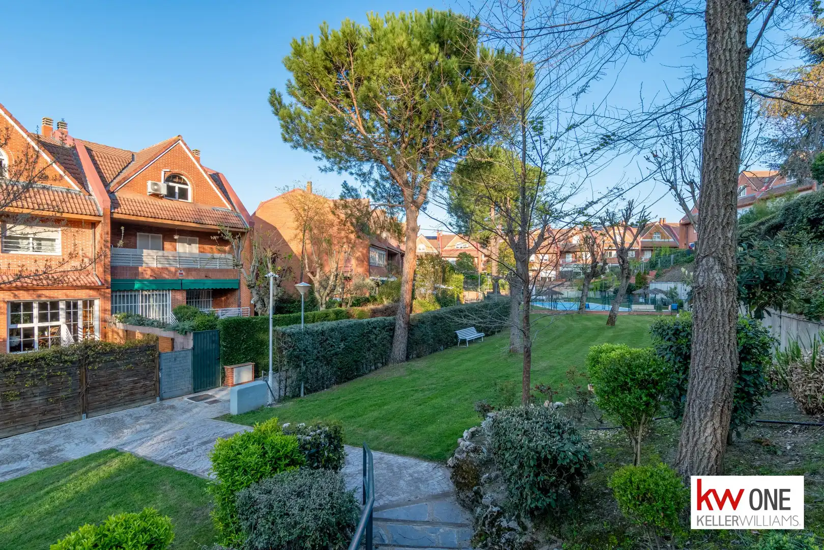 Jardín de Casa adosada de alquiler en Pozuelo de Alarcón con Aire acondicionado, Calefacción y Jardín privado