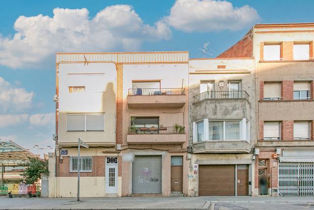 Local comercial en Venta en Pasaje Veintidós de Julio en Torrent d'en Pere Parres