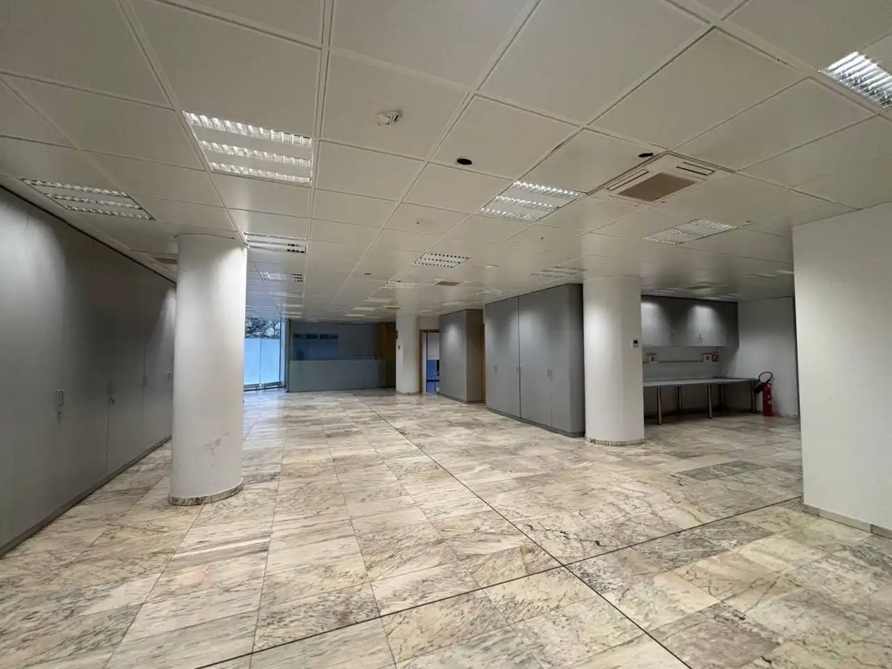 Local comercial de lloguer a Calle avinguda del Fener edifici el Forestal, imagen 8
