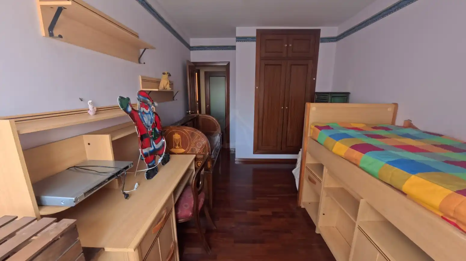Habitación de Piso en venta en  Logroño con Calefacción, Parquet y Terraza