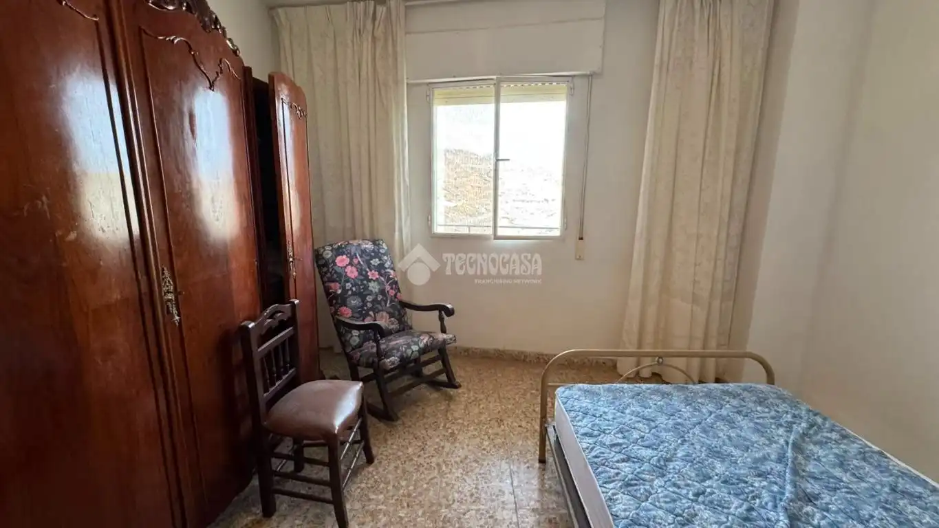 Habitación de Casa adosada en venta en Rubite con Calefacción y Balcón
