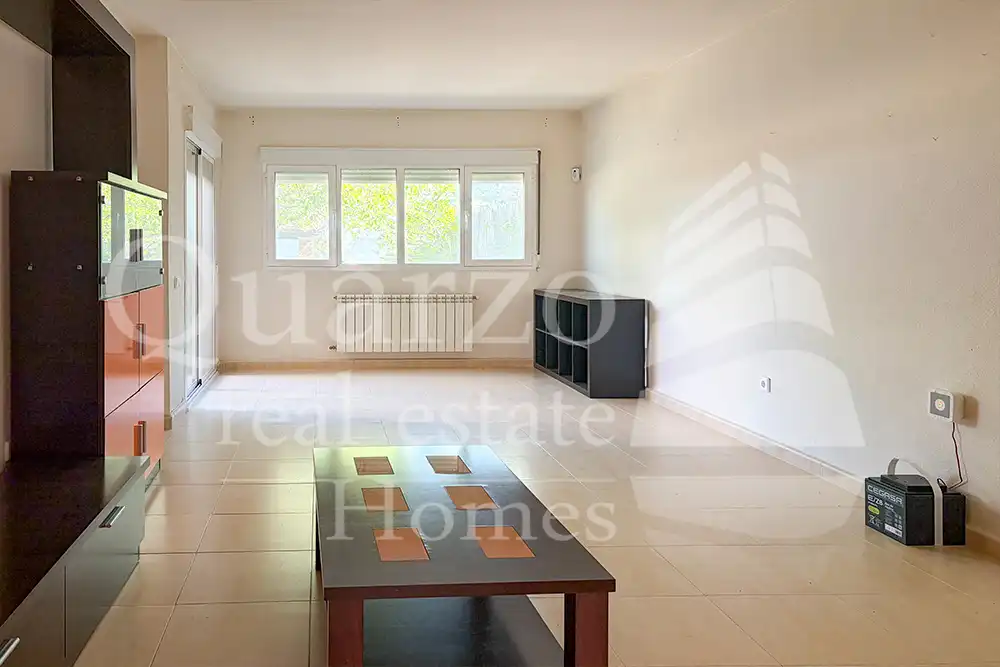 Living room of Houses for sale in Torija  with Private garden