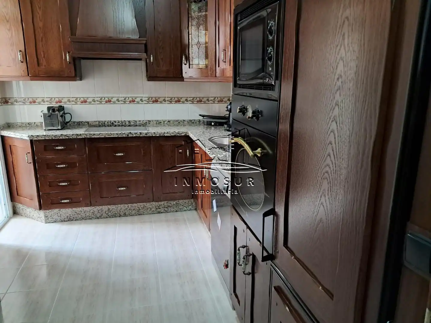 Cocina de Piso en venta en Lucena con Trastero y Amueblado
