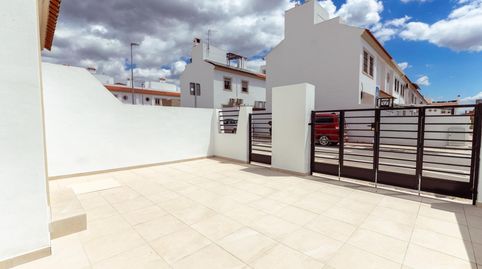 Foto 3 de Casa adosada en venta en Campillos, Málaga