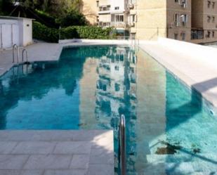 Swimming pool of Apartment to share in San Juan de Aznalfarache  with Furnished, Washing machine and Microwave