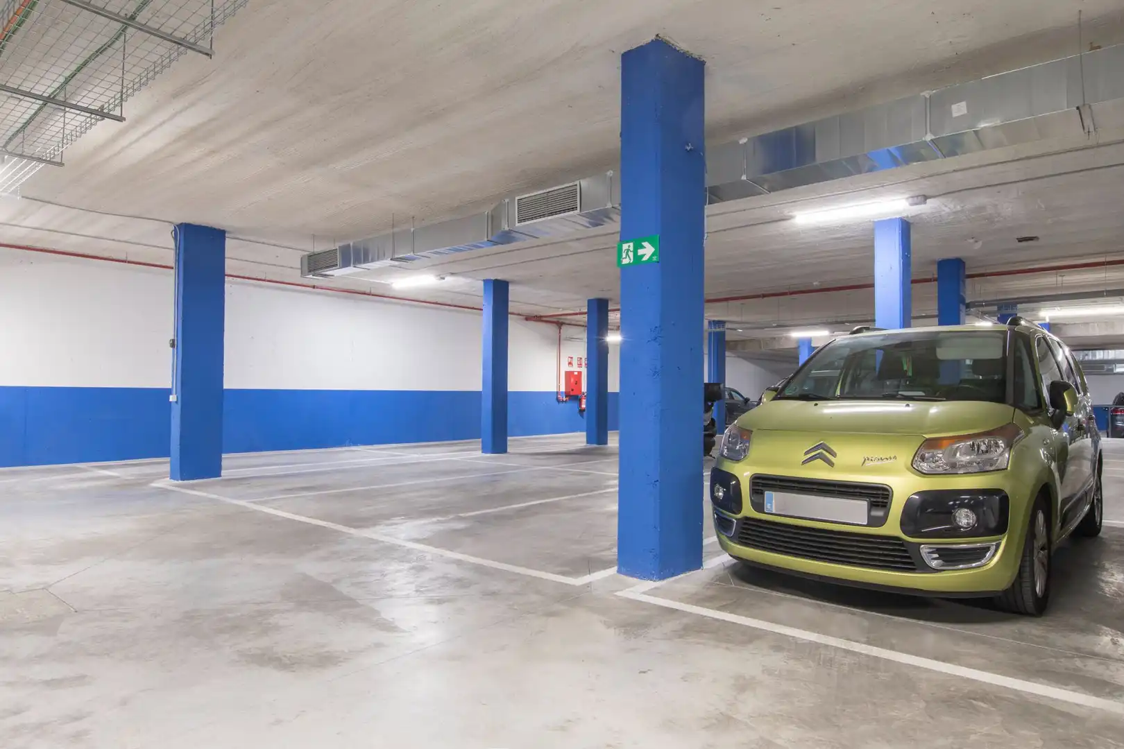Aparcament de Loft de lloguer en San Sebastián de los Reyes amb Aire condicionat, Calefacció i Terrassa
