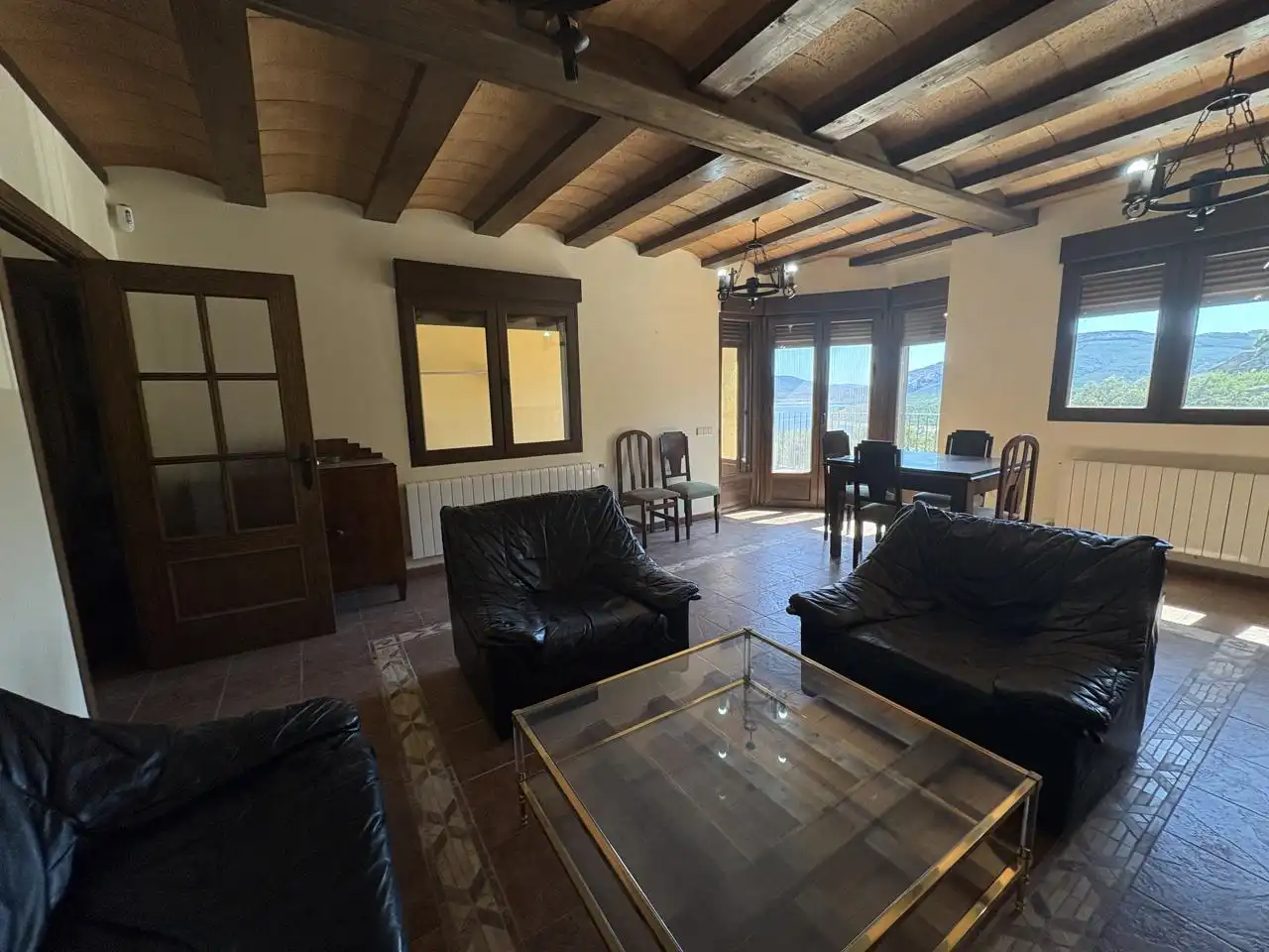 Living room of Detached homes for rent in El Berrueco  with Heating, Private garden and Storage room