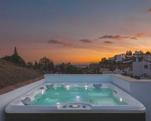 Exterior view of Apartment for sale in Marbella  with Air Conditioner, Private garden and Terrace