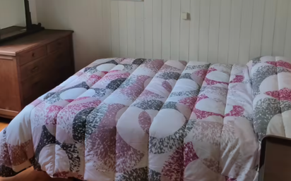 Bedroom of Flat to rent in Santiago de Compostela 