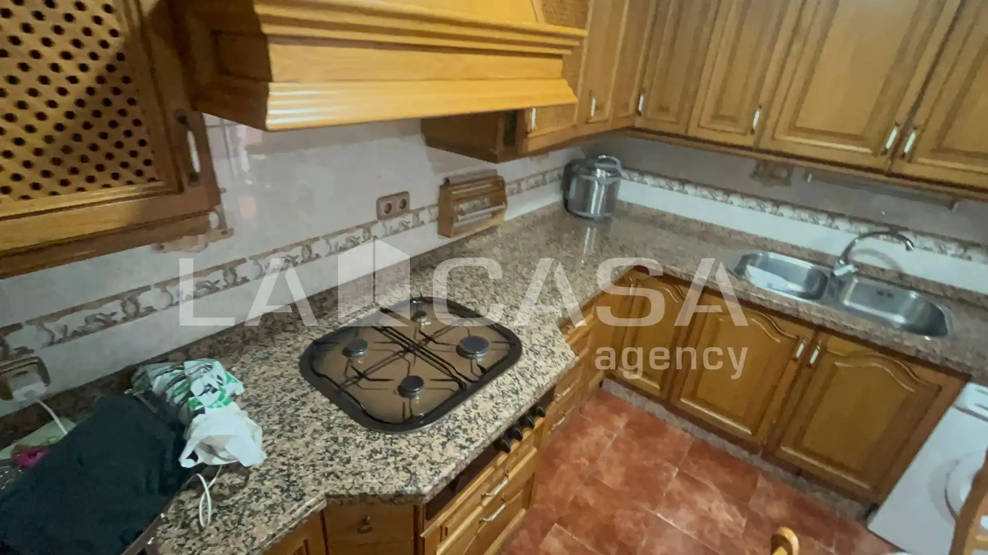 Kitchen of Flat for sale in Algeciras  with Balcony