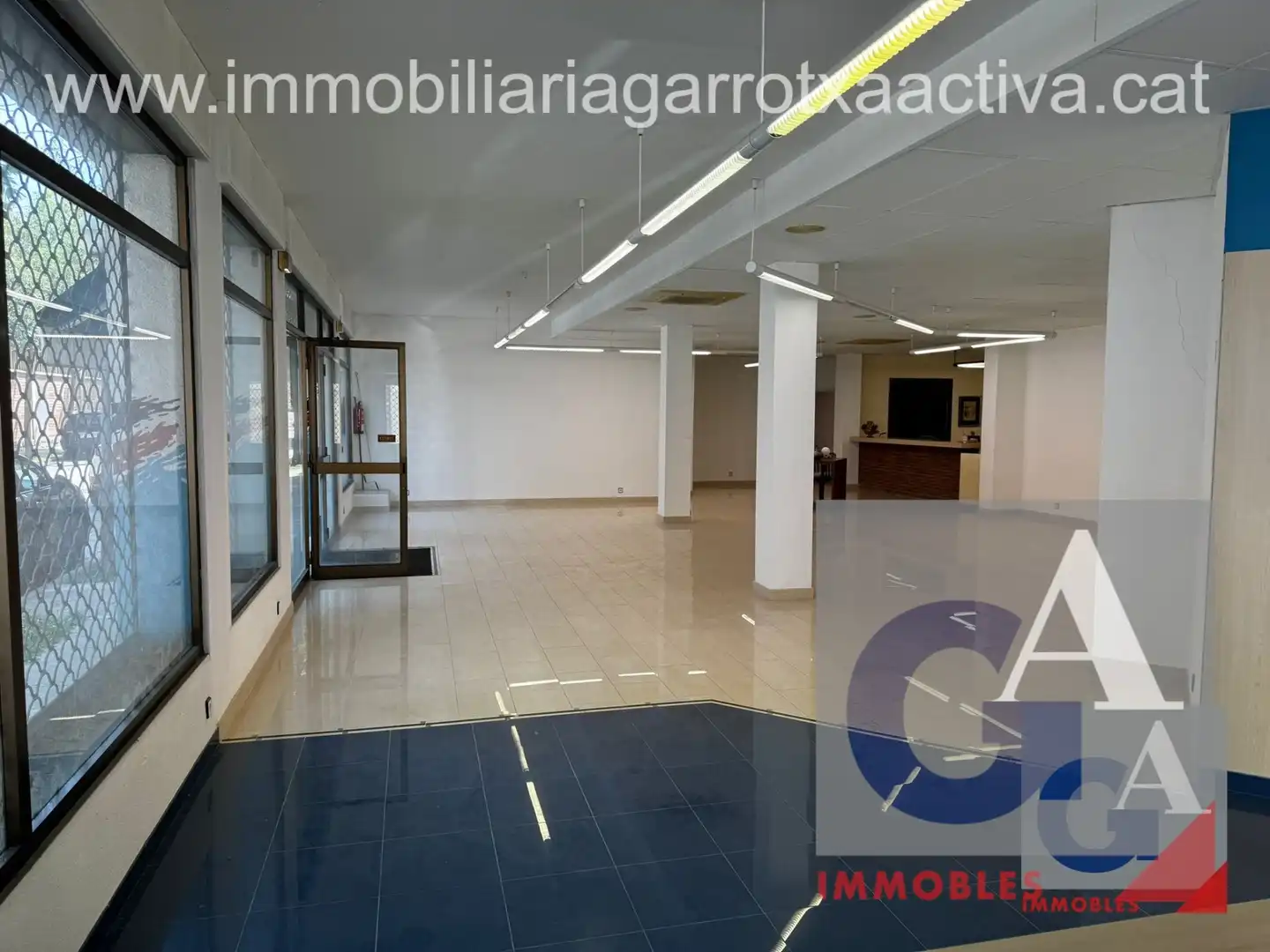 Gewerbefläche zum Verkauf in Olot
