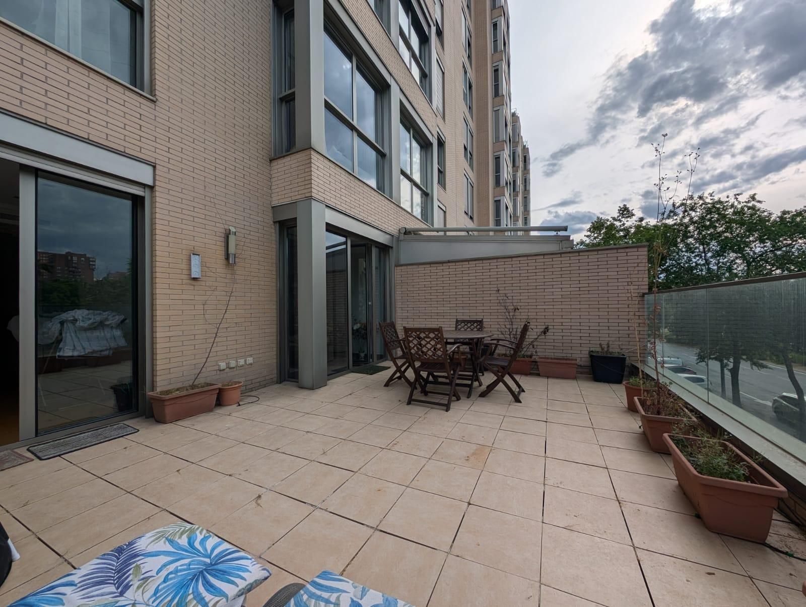 Terrace of Flat to rent in  Madrid Capital  with Air Conditioner, Heating and Private garden