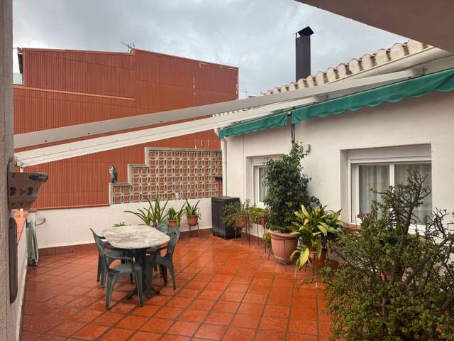 Casa-chalet en Venta en Carrer Sant Jaume en Zona Industrial