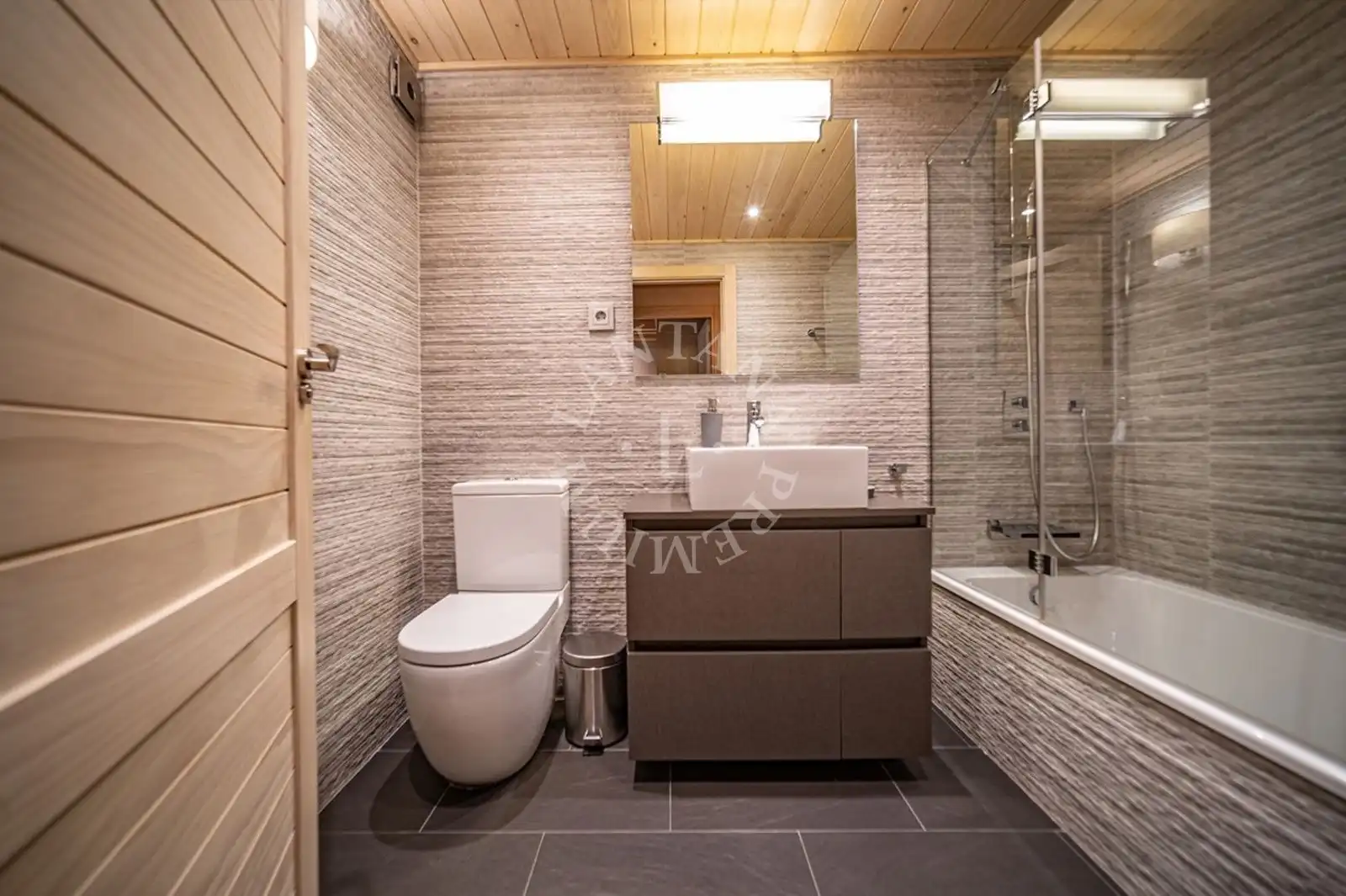 Baño de Casa o chalet en venta en Naut Aran con Terraza y Trastero