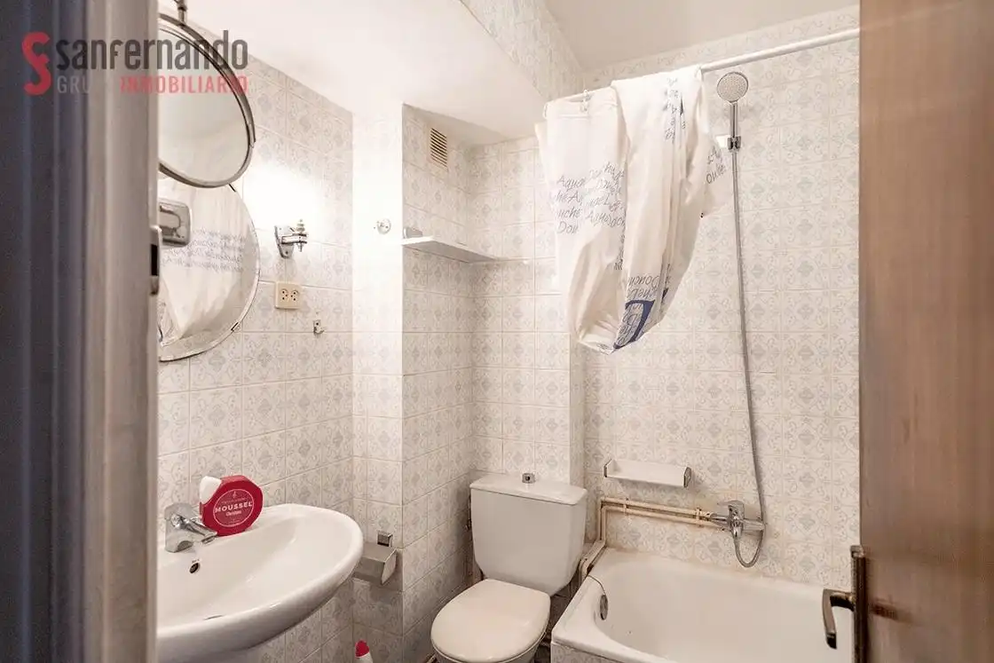Bathroom of Flat for sale in Santander  with Balcony