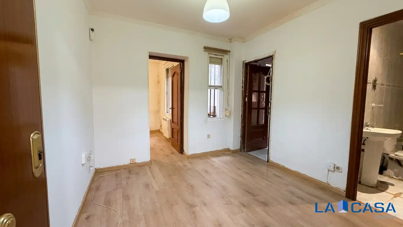 Ground floor with lift for sale in Paseo de las Delicias, imagen 3