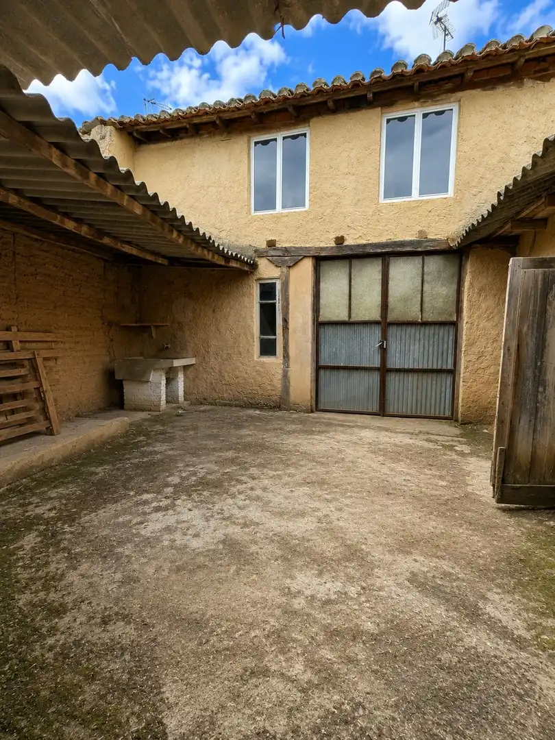 Vista exterior de Finca rústica en venda en San Cristóbal de la Polantera