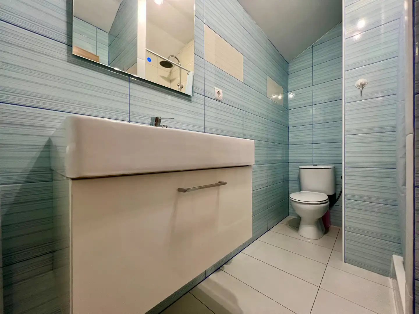 Baño de Casa o chalet en venta en Ayerbe con Calefacción, Terraza y Amueblado