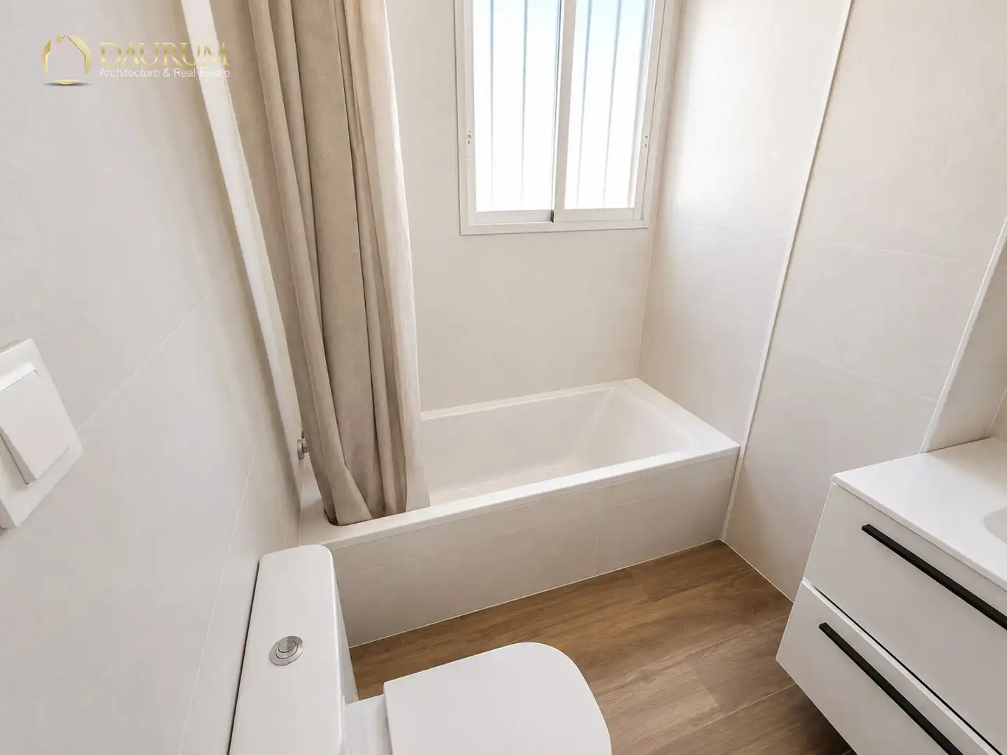 Badezimmer von Haus oder Chalet zum Verkauf in Elche / Elx mit Klimaanlage, Terrasse und Abstellraum