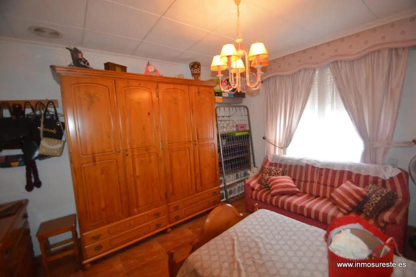 Schlafzimmer von Geschaftsraum zum Verkauf in Orihuela