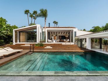 Casa con piscina in vendita a Nueva Andalucía