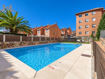 Appartement avec piscine à vendre à Calle Secundino Zuazo