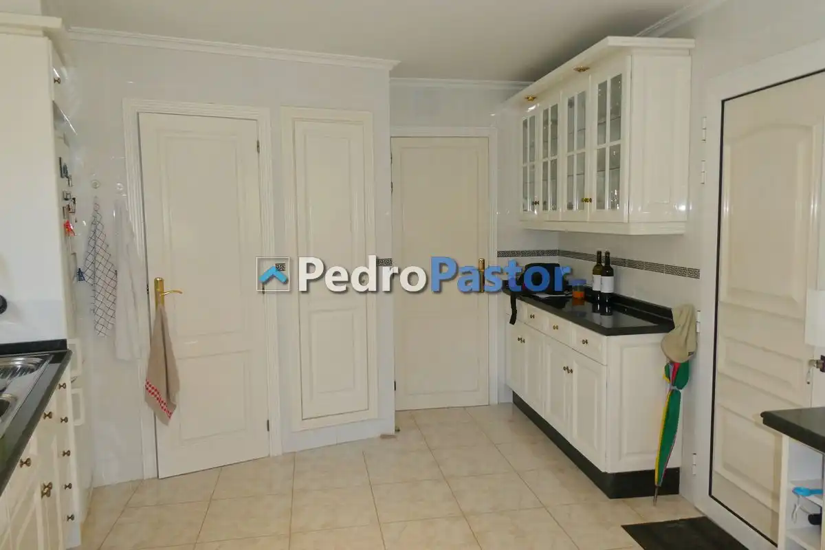 Detached house with pool for sale in El Montgó, imagen 13