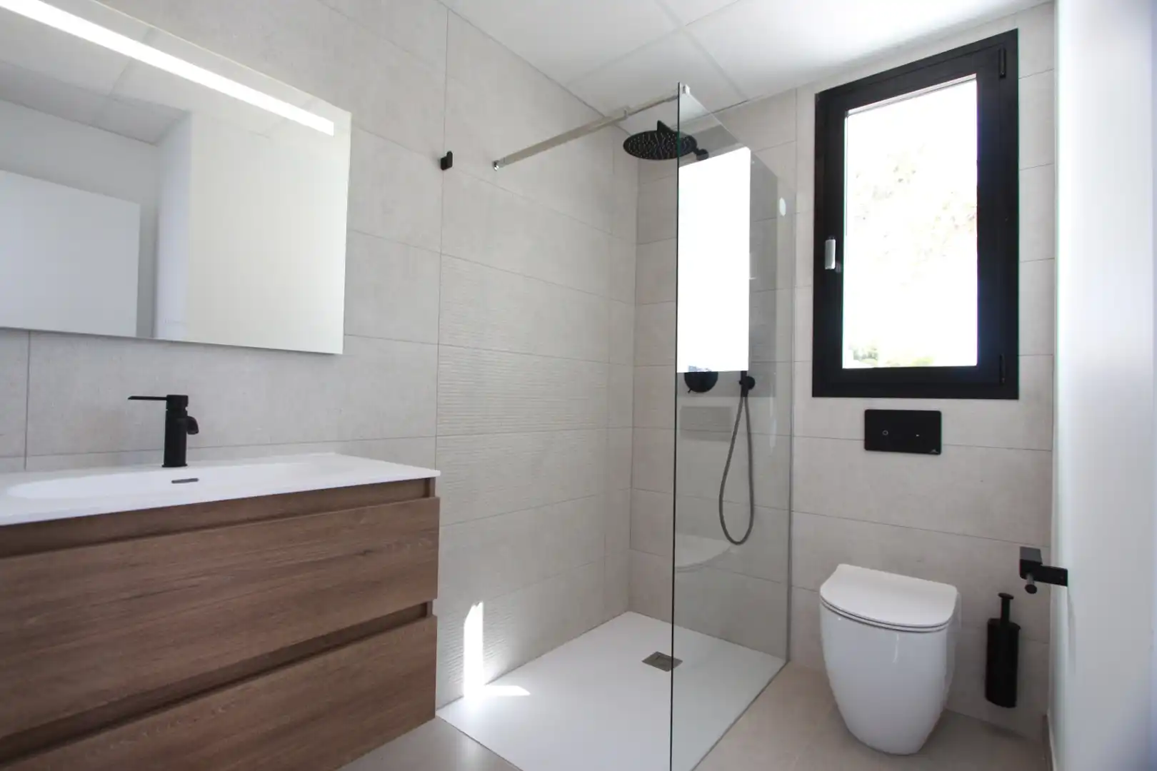 Badezimmer von Haus oder Chalet zum Verkauf in Calpe / Calp mit Klimaanlage, Heizung und Privatgarten