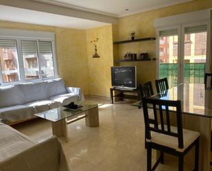 Living room of Flat for sale in Elche / Elx  with Air Conditioner and Balcony