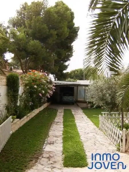 Jardí de Casa o xalet en venda en El Campello amb Aire condicionat, Jardí privat i Terrassa