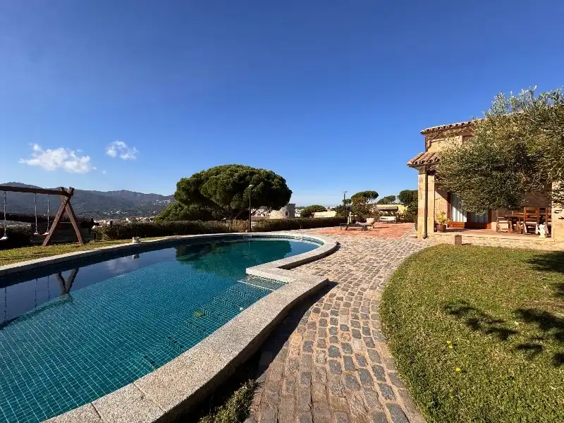 Swimming pool of Houses for sale in Sant Feliu de Guíxols  with Air Conditioner, Heating and Private garden