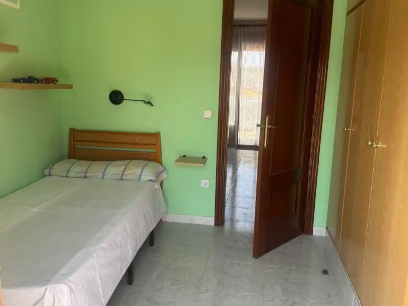 Casa aparellada en venda a Carrer de Tàrrega 54, imagen 10
