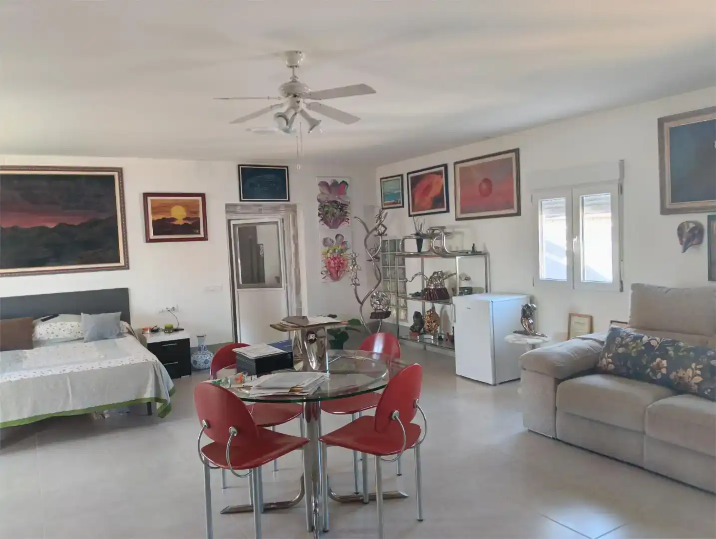 Sala d'estar de Casa adosada en venda en Sant Jaume d'Enveja