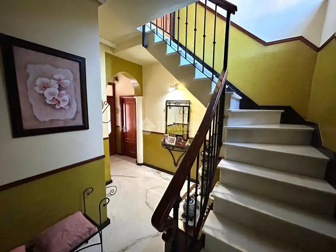Casa adosada en venta en Antequera con Terraza