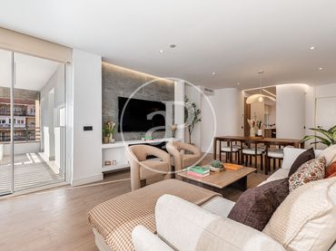Flat with balcony for sale in Retiro