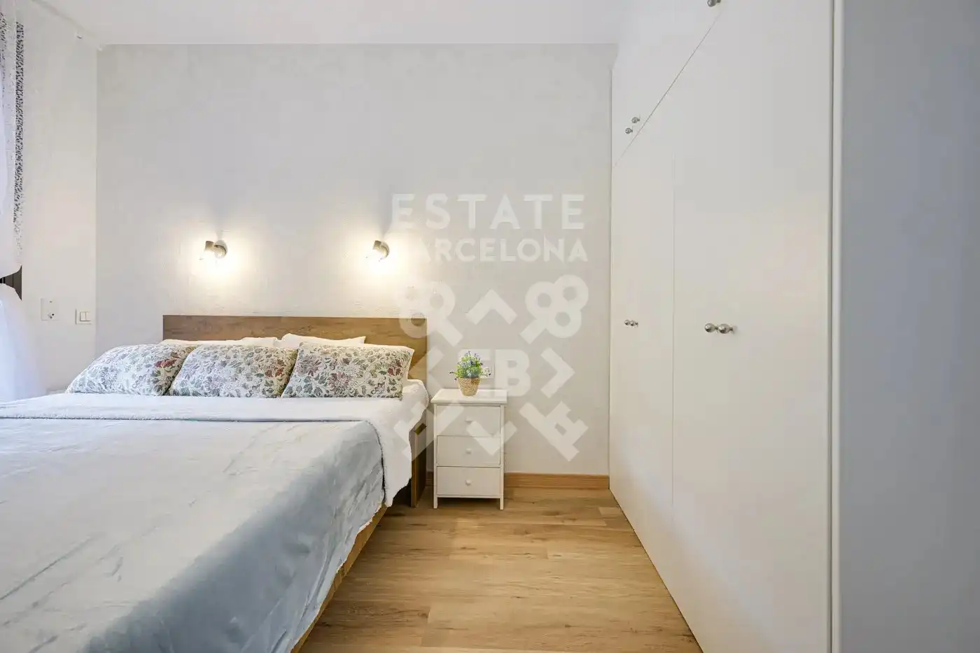 Schlafzimmer von Wohnung zum Verkauf in Lloret de Mar mit Klimaanlage, Heizung und Privatgarten