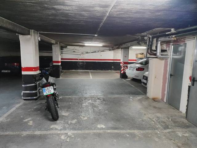 Garaje en Alquiler en Calle de Alcántara, 49 en Lista