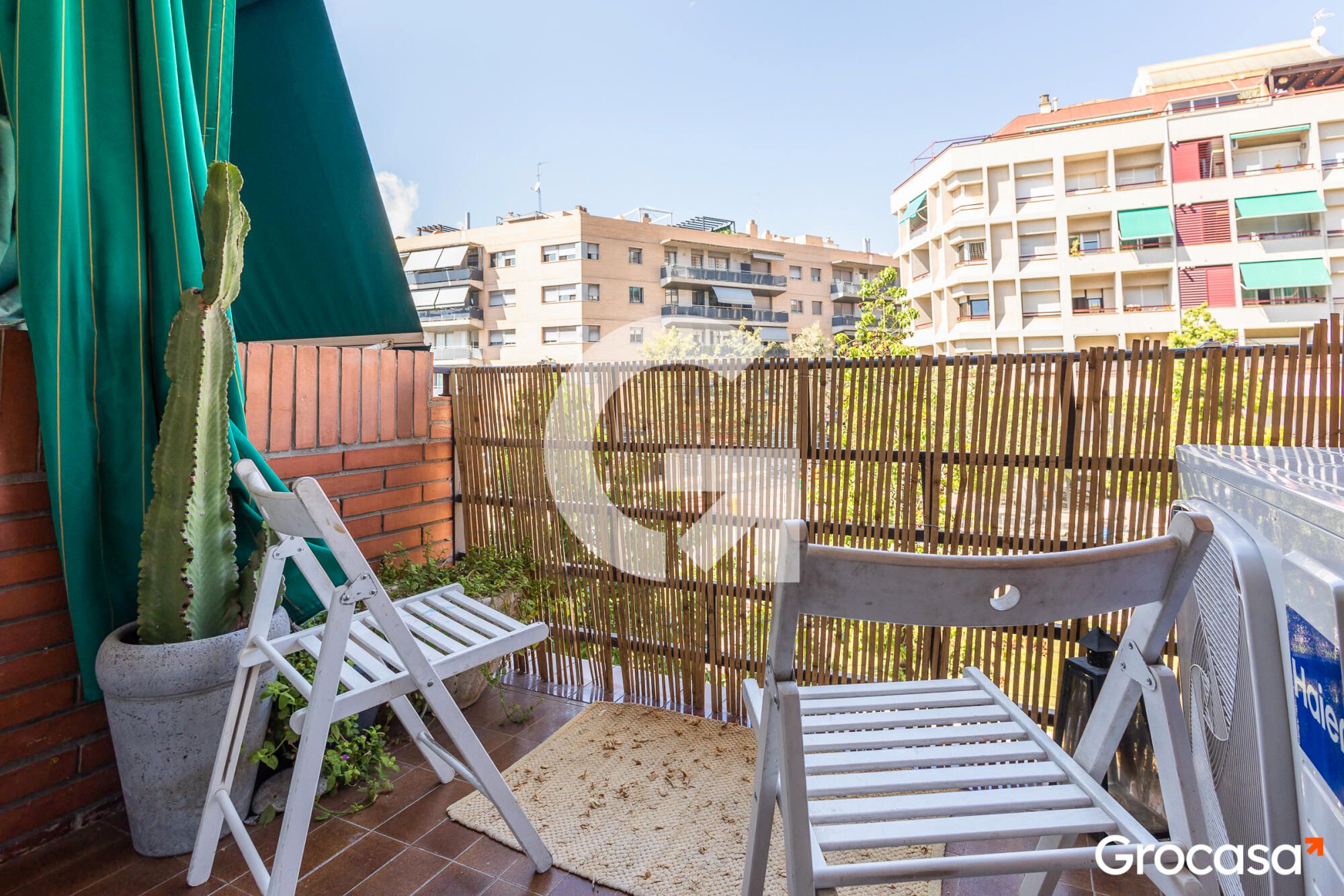 Jardín de Piso en venta en Esplugues de Llobregat con Aire acondicionado, Calefacción y Horno
