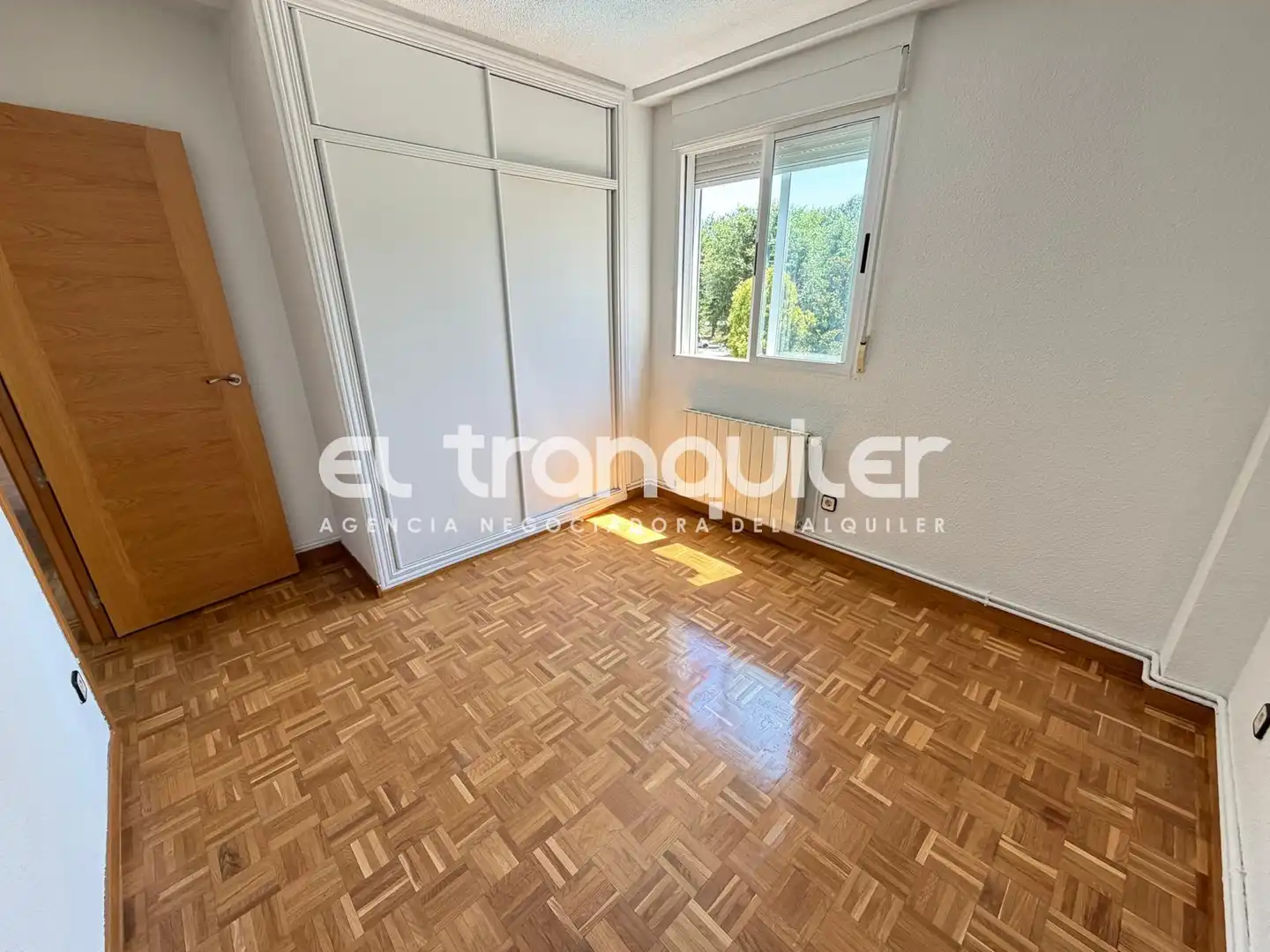 Habitación de Piso de alquiler en San Martín de la Vega con Parquet, Terraza y Piscina