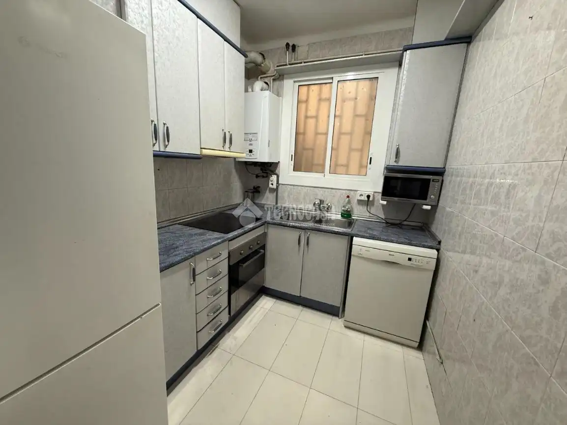 Cuina de Pis en venda en Barcelona amb Aire condicionat i Calefacció