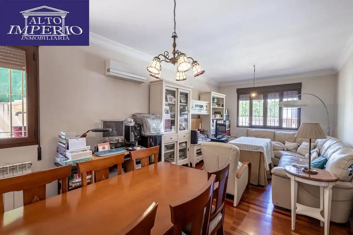 Living room of Houses for sale in Granada  with Air Conditioner, Heating and Private garden