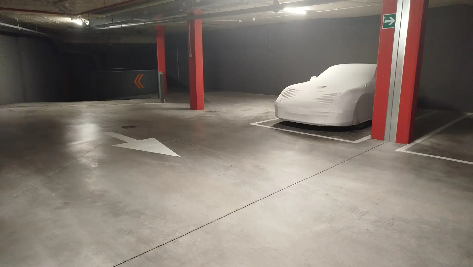 Parking of Garage for rent in Boadilla del Monte