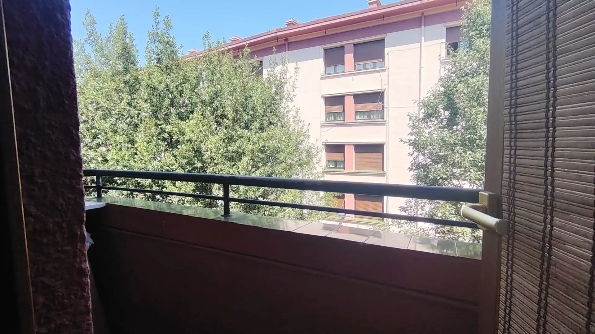 Terrassa de Pis en venda en Bilbao  amb Calefacció, Moblat i Balcó
