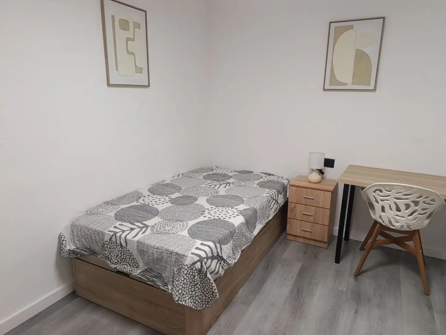 Wohnung zur Miete in Carrer del Poeta Llorente, 150, Núcleo Urbano